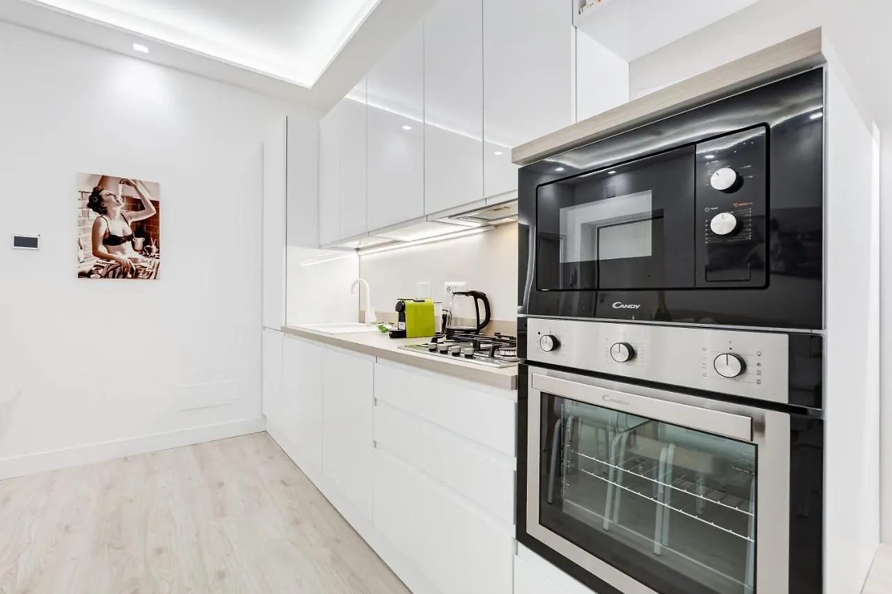 Bmga L The White Crown Apartment In Testaccio Rome 0*,  Italy