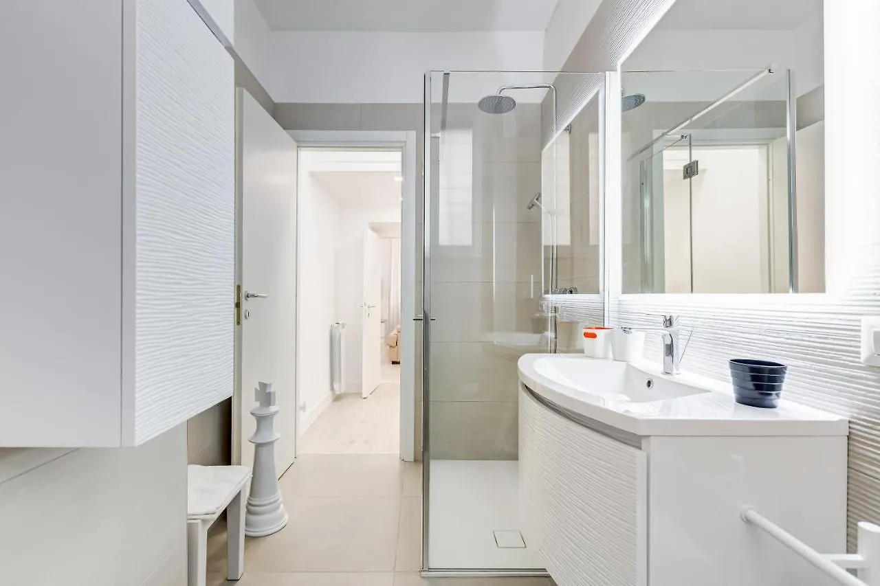 Bmga L The White Crown Apartment In Testaccio Rome Italy