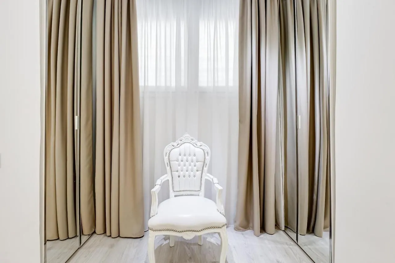 Bmga L The White Crown Apartment In Testaccio Rome 0*,  Italy